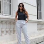Blusa em Couro sem Manga